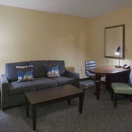 Doubletree Suites By Hilton Bentonville Exterior photo