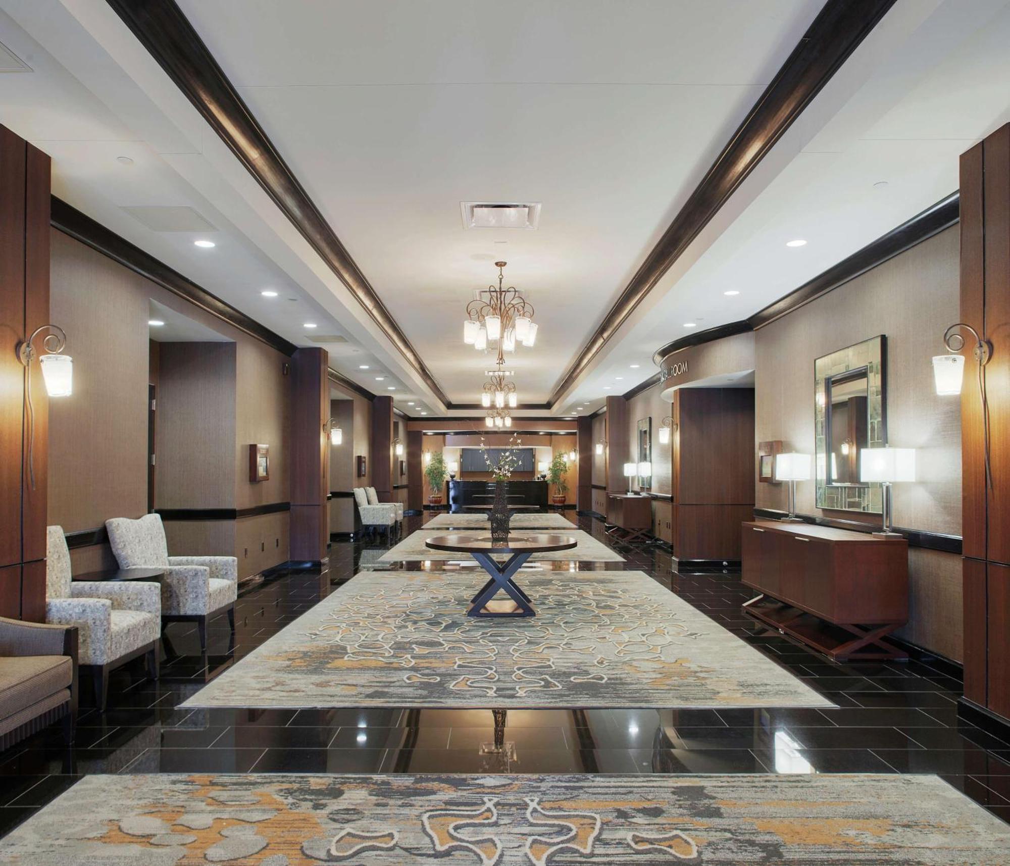 Doubletree Suites By Hilton Bentonville Exterior photo