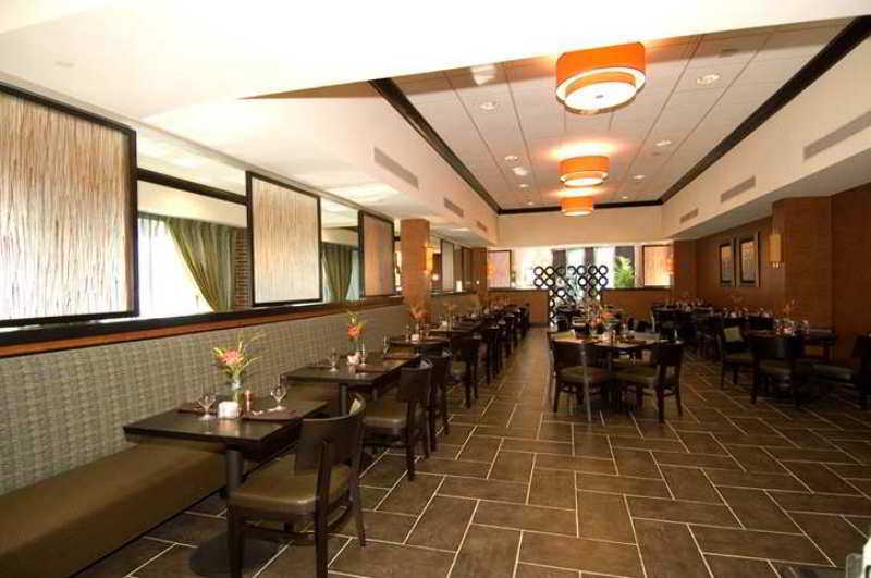 Doubletree Suites By Hilton Bentonville Exterior photo